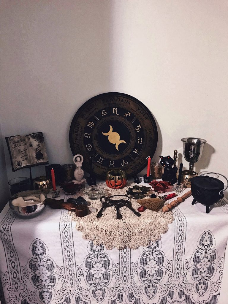 Samhain 2018 Pagan altar | WitchcraftedLife.com