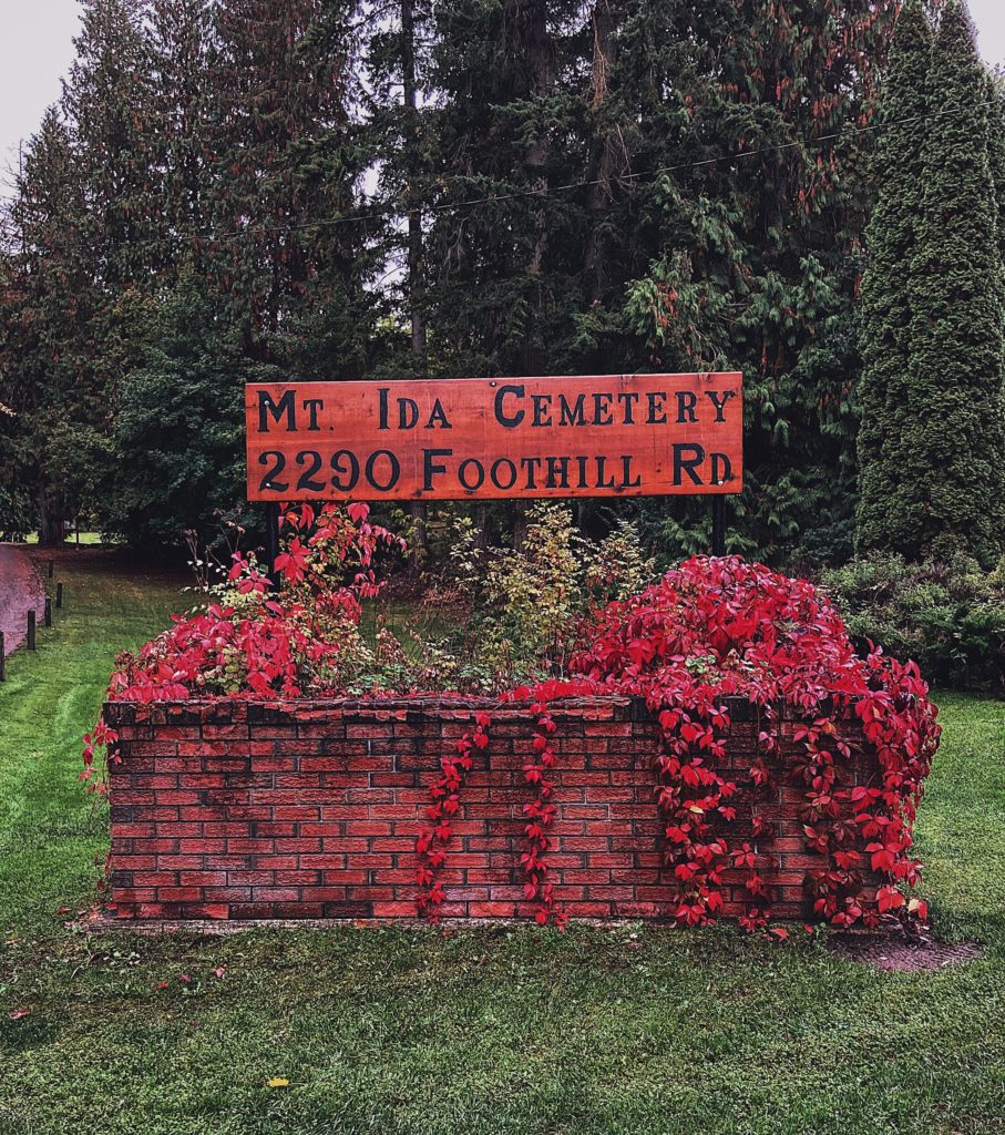 Come along with me as we take a history and autumn photo-filled journey through Mt. Ida Cemetery in Salmon Arm, British Columbia. 